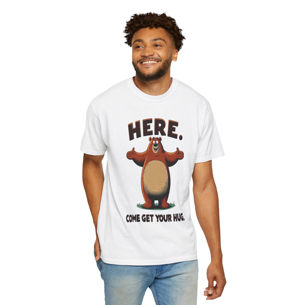 Unisex Here Come Give Me a Hug Graphic Printed T-shirt